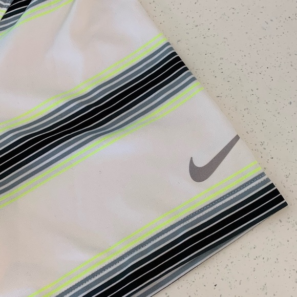 Gently used Nike Golf Drifit Shirt - Picture 3 of 4